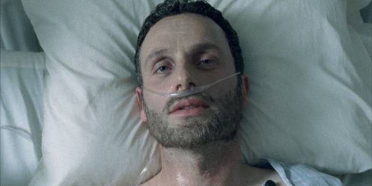 The Walking Dead 10 Scenes That Make Viewers Nervous When Rewatching The Walking Dead 10 Scenes That Make Viewers Nervous When Rewatching